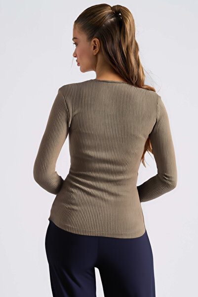 armonika Women's Khaki U Neck Button Detailed Front Slit Soft Textured Blouse Arm-26K001038