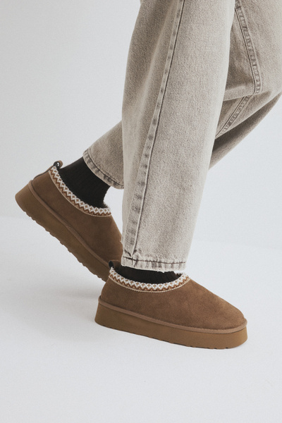 LUTVELIZADE Bot 2525 - İçi Kürklü İşleme Detaylı Vizon Süet Kadın Bot