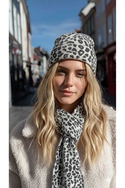 LAGRANZE Leopard 2-Piece Scarf Beanie Set