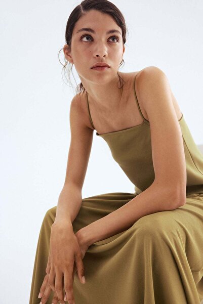 H&M فستان طويل بأشرطة