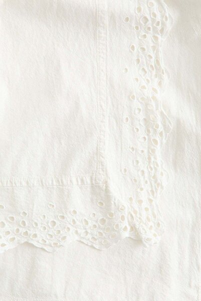 H&M Broderie anglaise tablecloth