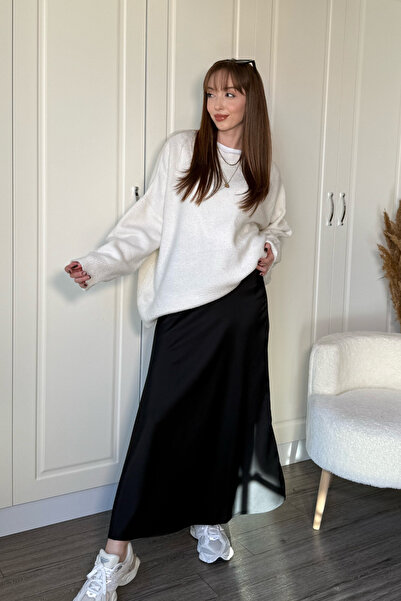 Dilay Gökoğlu Butik Satin Stylish Midi Black Skirt