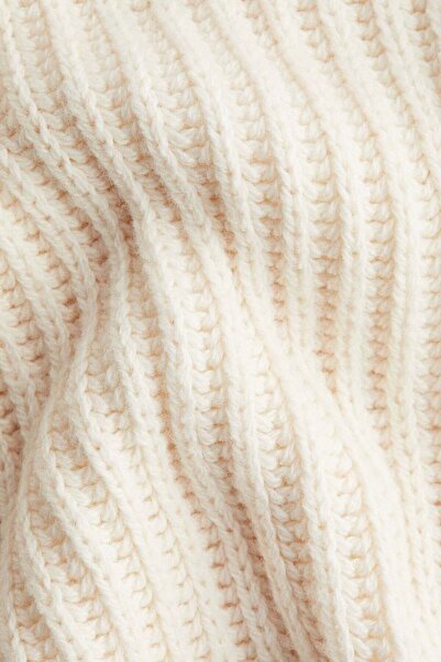 H&M Wool-blend turtleneck sweater vest