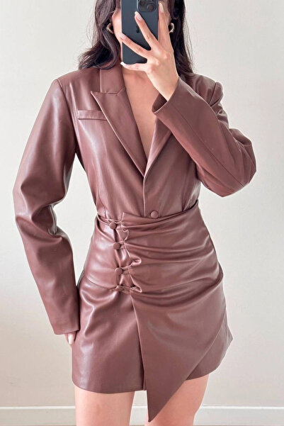 Eka Γυναικείο δερμάτινο μπουφάν σε καφέ χρώμα με κορδόνια και ζώνη 1041-2701