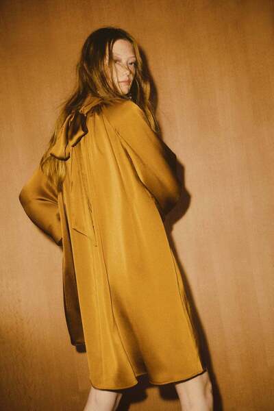 H&M Scarf-detail satin dress