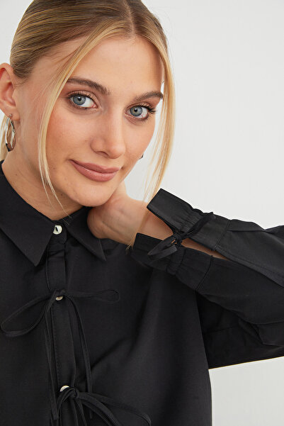 Fulla Moda Buttoned Crop Shirt with Tie Front