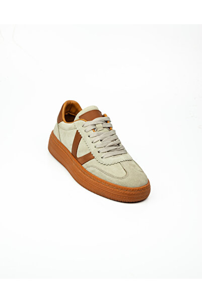 BABALİ حذاء رياضي نسائي من الجلد السويدي البيج من 170 مودا أرينا