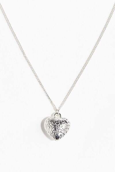 H&M Heart-pendant necklace