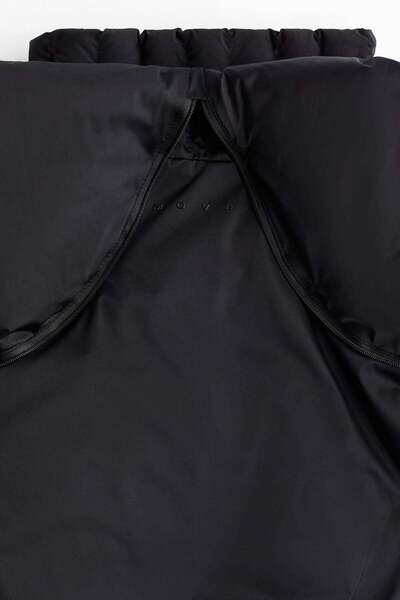 H&M بدلة التزلج مع ThermoMove™