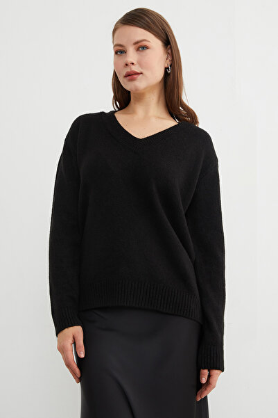 Fulla Moda Basic V-Neck Casual Sweater