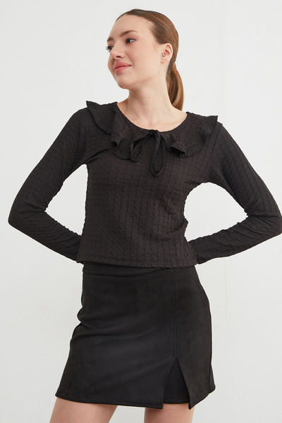 Fulla Moda Peter Pan collar Wrinkled Fabric Blouse