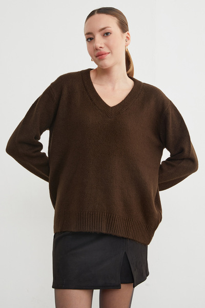Fulla Moda Basic V-Neck Casual Sweater