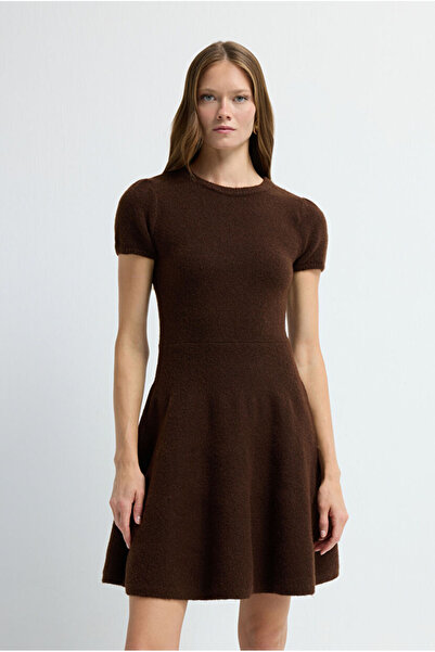 adL Volanlı Kısa Triko Elbise