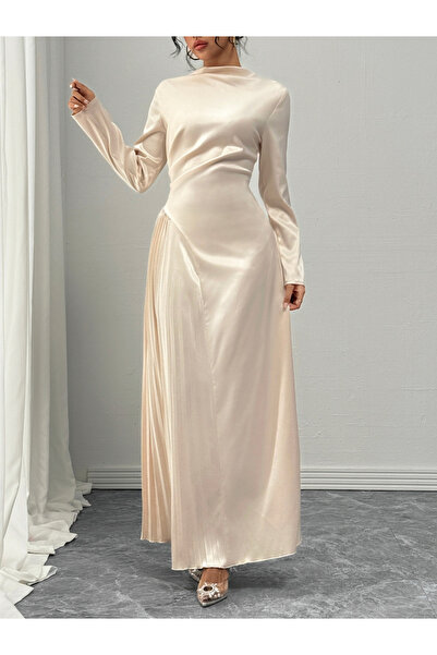 Take Two By Styli Solid High Neck Pleated Detail Maxi Dress