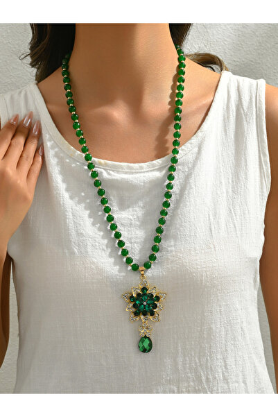 Take Two By Styli قلادة من الخرز على شكل زهرة مزينة