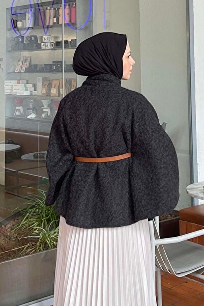 lamelif Παντζόνι με λεπτομέρεια με κορδόνι στο λαιμό και λεπτομέρεια καστανιάς στο μαύρο χρώμα