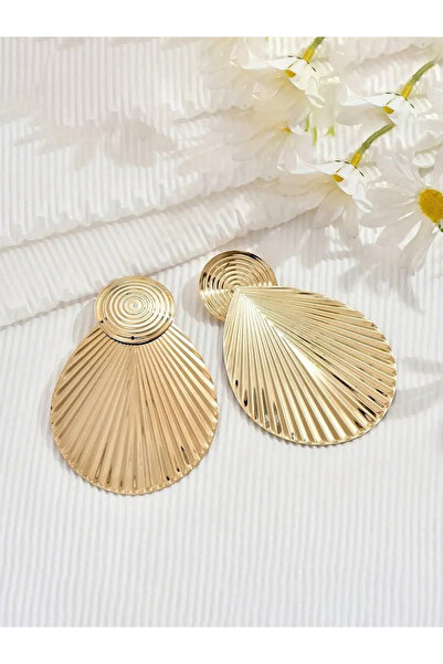 Take Two By Styli Shell Shape Statement Dangler Earrings