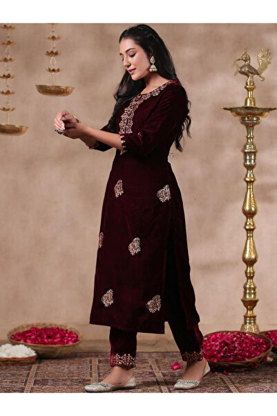 Ishin By Styli Maroon Velvet Kurta and Pants Set