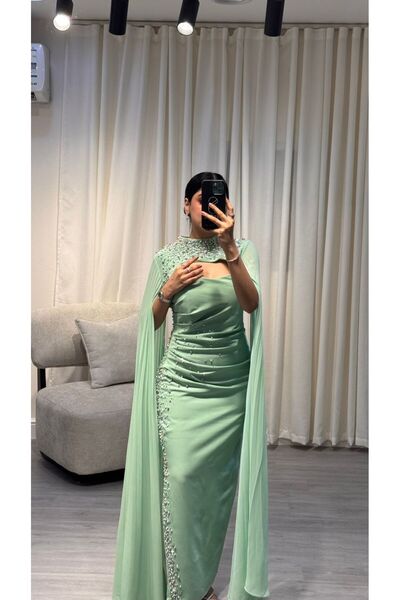 chic angel Embroidered evening dress