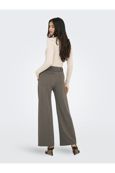 ONLY Kadin Kahve Jdygeggo Life Нови дълги панталони Jrs Noos Панталони 15208430-Шоколад