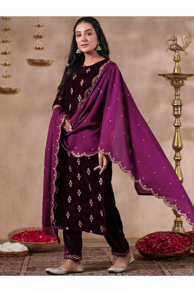 Ishin By Styli Purple Velvet Kurta with Pants and Dupatta Set