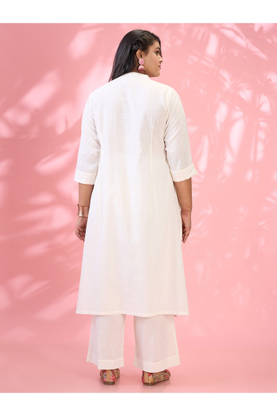Globus By Styli Plus Size Off White Embroidered Yoke Kurta and Pants Set