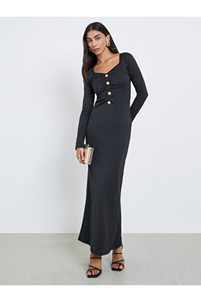 Styli Black Sweetheart Neck Maxi Dress