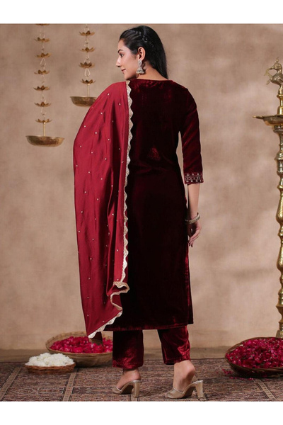 Ishin By Styli Maroon Velvet Kurta with Pants and Dupatta Set