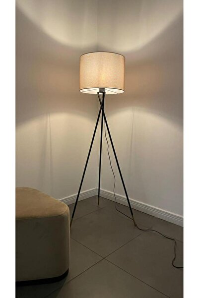 Apliqa Papel Eskitme Şapkalı Siyah Tripot Ayaklı Dekoratif Salon Lambader