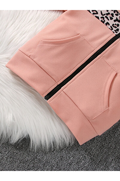 Take Two By Styli Leopard Print T-Shirt with Sweatshirt and Jogger set