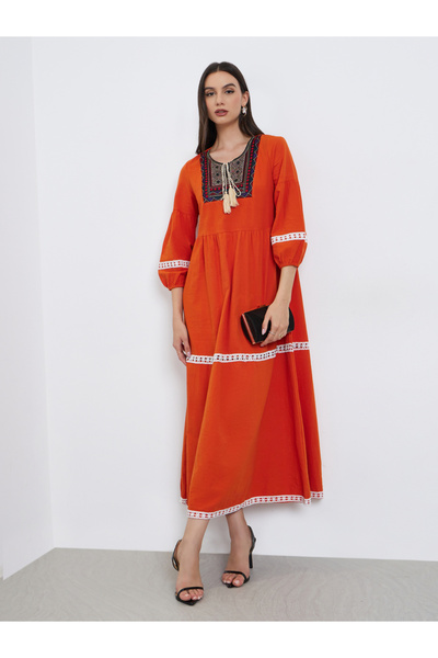 Take Two By Styli جلابية برتقالية بأكمام مرنة مزينة بشراشيب ورسومات جرافيكية
