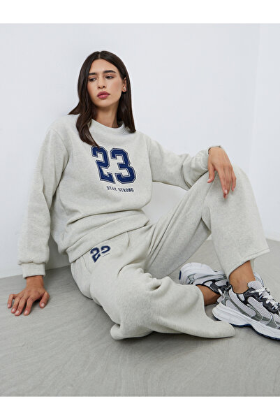 Styli Grey Crew Neck Oversized Sweatshirt and Joggers Co-Ords