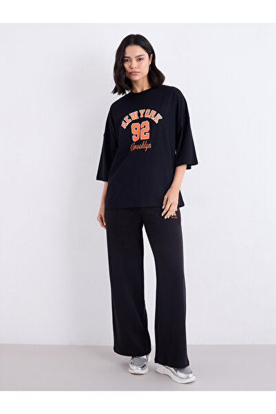Styli Black Oversized Graphic T-Shirt and Joggers Co-Ords