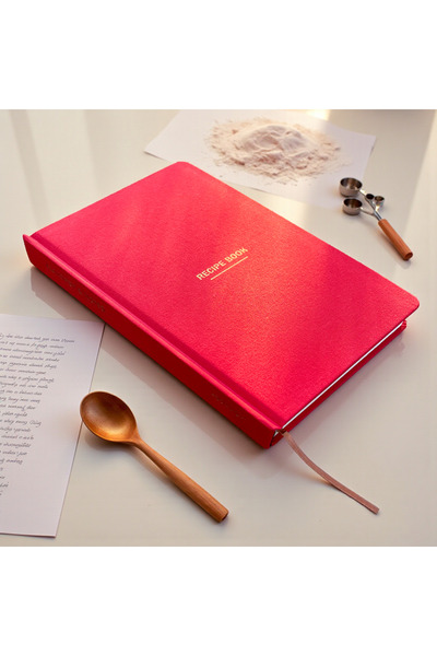 Fark Tanıtım Recipe Book – Hardcover Recipe Journal with 100+ Recipes, Measurement Chart, Note Space, and Chef's Questions