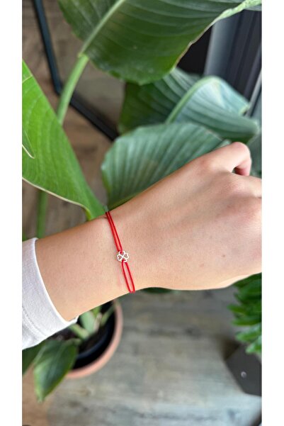 GENORO JEWEL 14 Ayar Altın Kırmızı İpli Kalp Yapraklı Yonca Bileklik