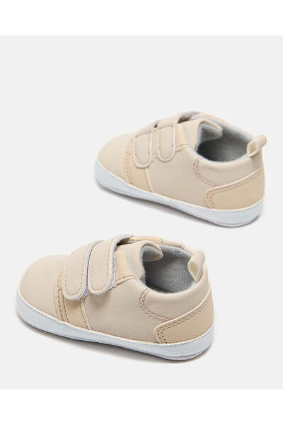 REDTAG Baby Beige Velcro Pram Shoe