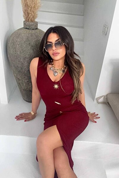 FioriModa V-Neck Zero Sleeve Side Slit Ottoman Fabric Dress