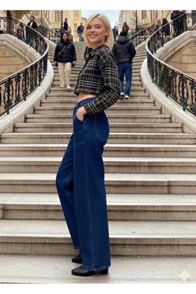 Cockatoo Women's New Season Lumberjack Plaid Pattern Crop Shirt Zaq