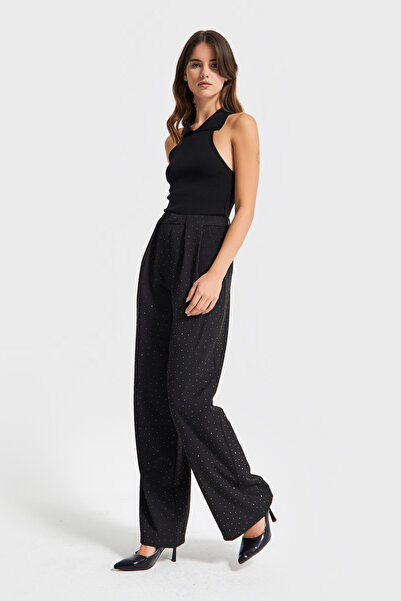 its basic Women's Black Color Loose Fit Front Shiny Stone Special Design Trousers