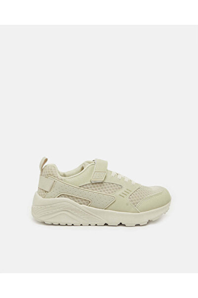 REDTAG حذاء رياضي بيج بشريط فيلكرو للفتيات الكبيرات