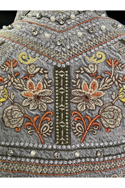 Dadali Women's Stone Embroidered Long Sleeve Jacket