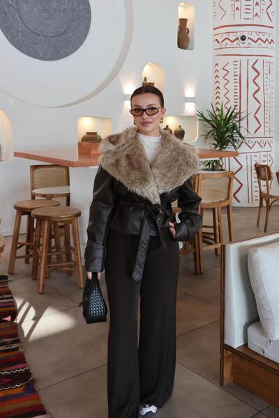 BAŞARAN Bitter Brown Fur Detailed Leather Jacket