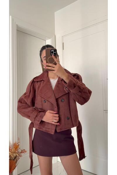 Solie Short Soft Cashmere Jacket with Burgundy Belt Detail