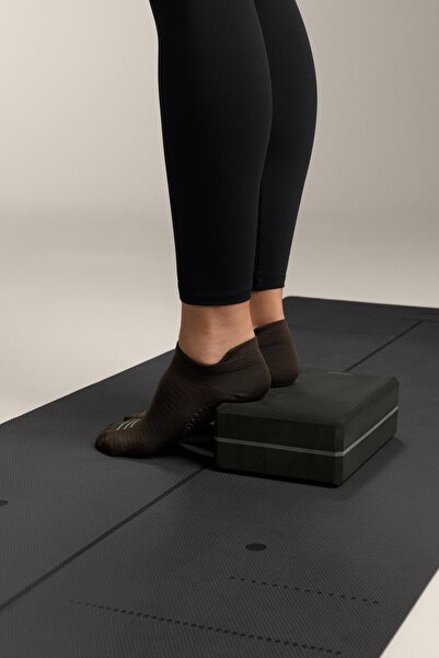 Oysho 2 çift poliamid karışımlı yoga ve pilates sneaker çoraplar