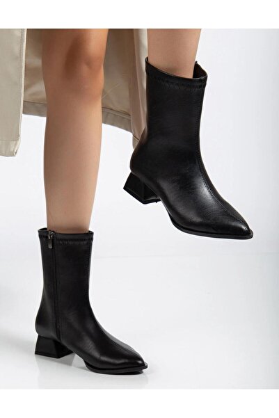 KILIÇ حذاء المرأة