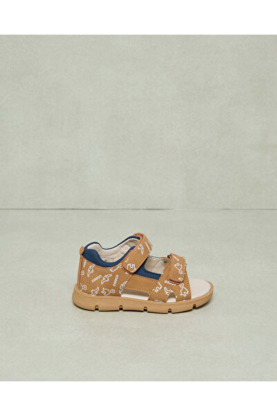 REDTAG صندل مطبوع بيج للأولاد الرضع