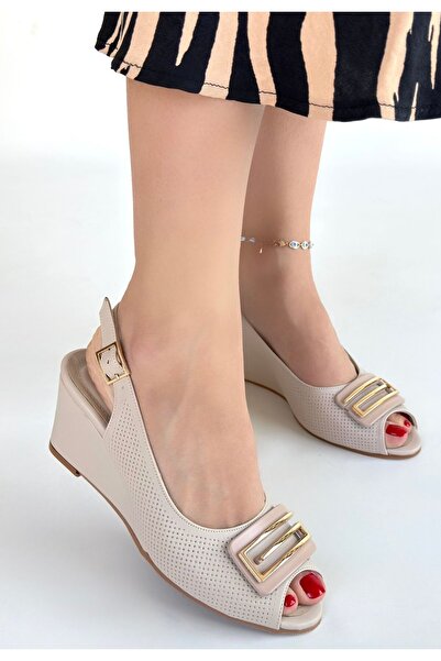 Kanonik Education Mamba beige leather platform heel shoe