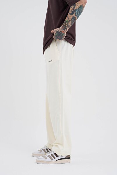 Machinist Relaxed Basic Baggy Sweatpants Ecru