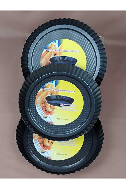 AR 3-piece cake pan set in black