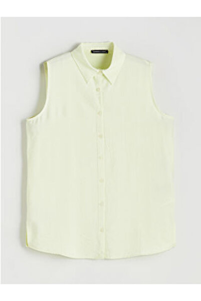 LC Waikiki Artı-Store Women's Sleeveless Shirt, Made of Muslin Fabric